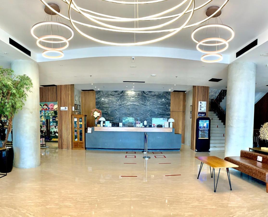 基里阿德姆拉雅阿策酒店 班达亚齐 外观 照片