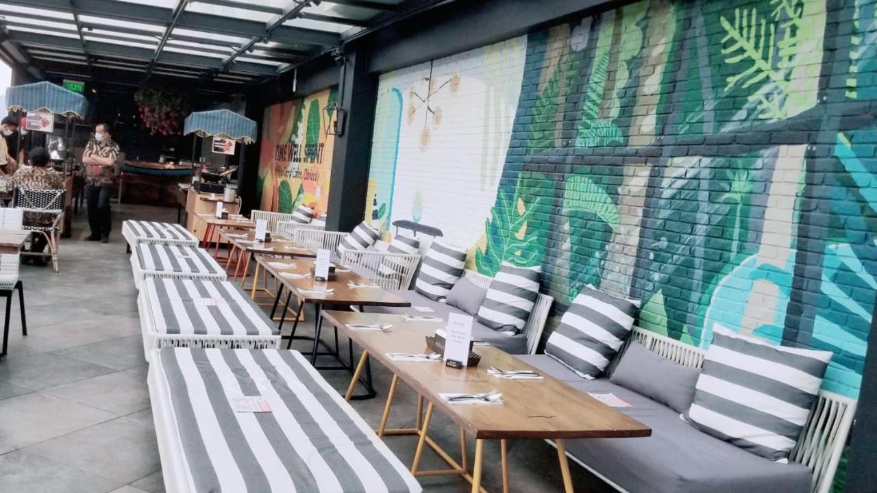基里阿德姆拉雅阿策酒店 班达亚齐 外观 照片