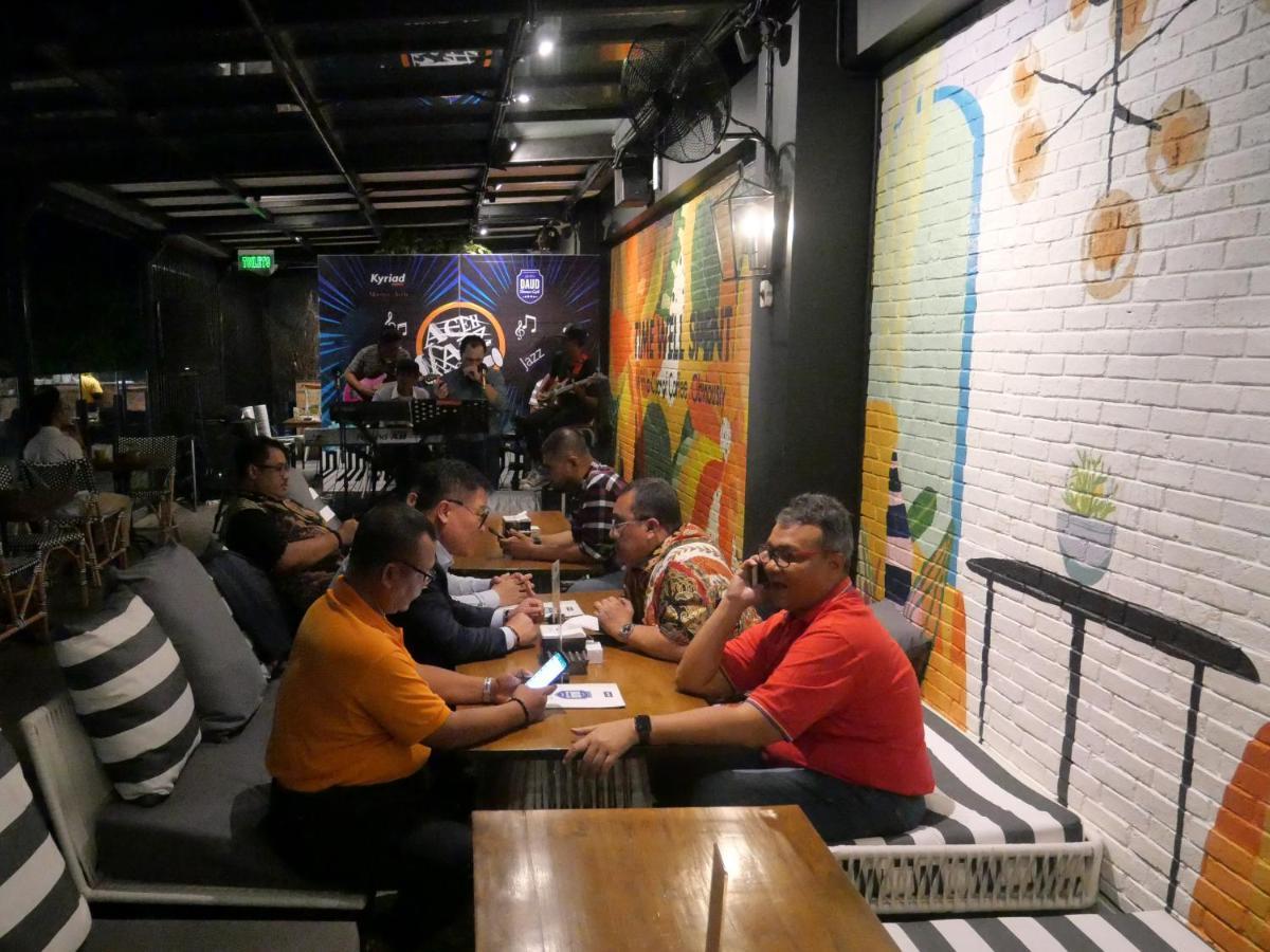 基里阿德姆拉雅阿策酒店 班达亚齐 外观 照片